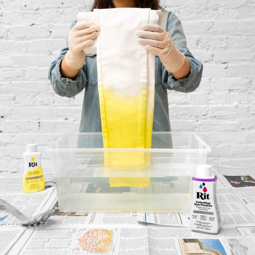 Tinta per tessuti sintetici Rit DyeMore, Altro, Multicolore, 5.08 x 6.35 x  15.24 cm : : Casa e cucina